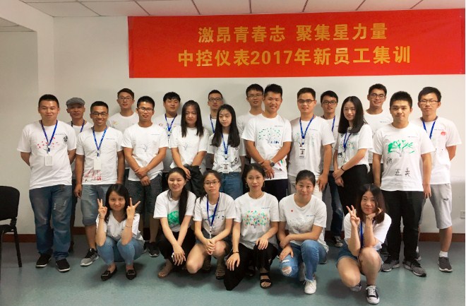 1505782862244629wO5G.jpg 1.jpg